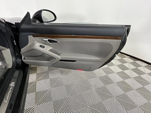 Used 2013 Porsche 911 Carrera S image 18