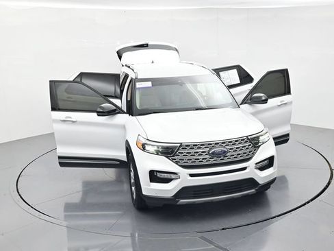 Certified 2022 Ford Explorer Limited w/ Equipment Group 301A RWD image 52