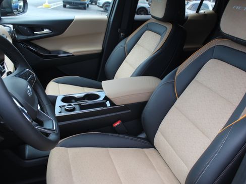 New 2026 Chevrolet Equinox ACTIV FWD image 9