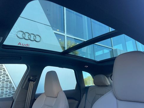 New 2025 Audi Q5 Prestige image 16