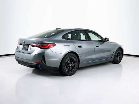 Used 2023 BMW i4 eDrive40 image 9