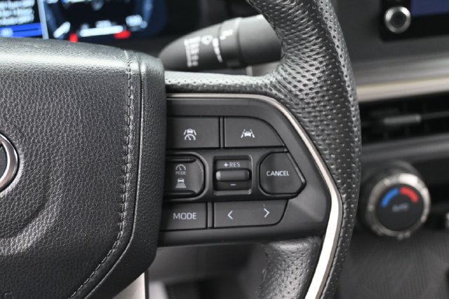 Used 2024 Toyota Tacoma TRD Off-Road AWD/4WD image 27