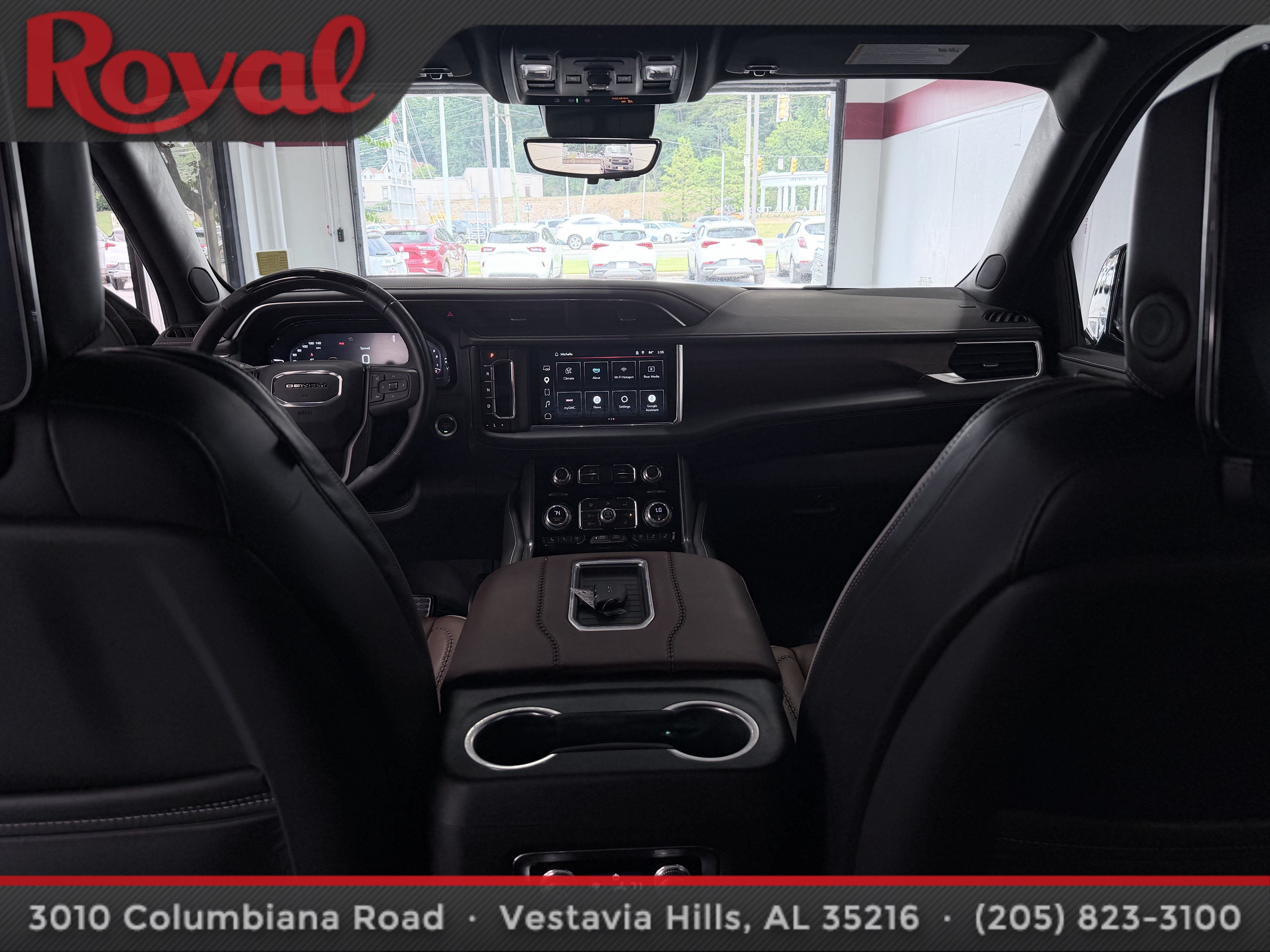 Used 2023 GMC Yukon XL Denali Ultimate AWD/4WD image 18