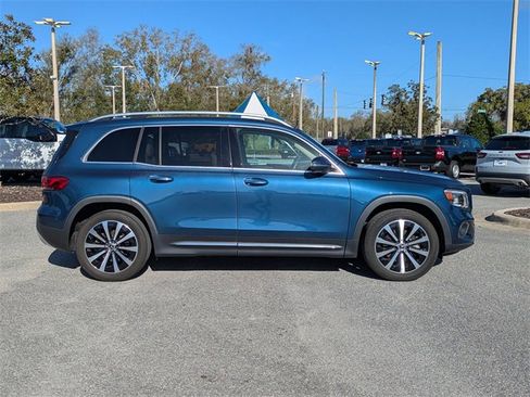 Used 2023 Mercedes-Benz GLB 250 image 2