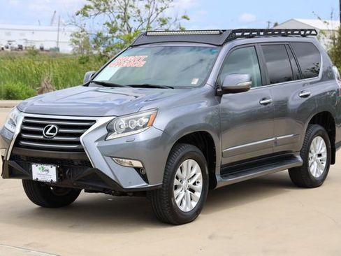 Used 2015 Lexus GX 460 w/ Premium Package AWD/4WD image 3