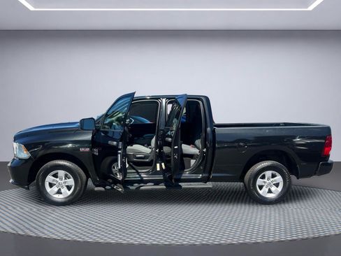 Used 2017 RAM 1500 Express AWD/4WD image 13