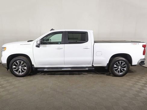 Used 2023 Chevrolet Silverado 1500 LT AWD/4WD image 17