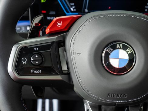 Used 2026 BMW M5 Touring AWD/4WD image 10