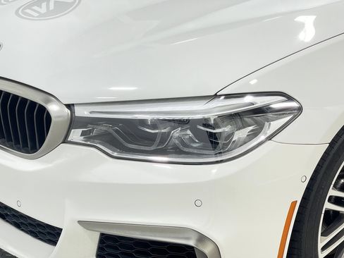 Used 2018 BMW M550i xDrive AWD/4WD image 33