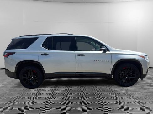 Used 2021 Chevrolet Traverse Premier w/ Redline Edition AWD/4WD image 5