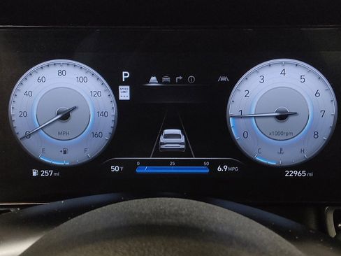 Used 2024 Hyundai Elantra SEL FWD image 23