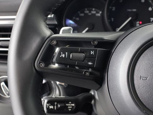 Certified 2026 Porsche Macan AWD/4WD image 14