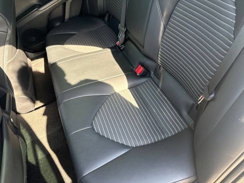 Used 2021 Toyota Camry SE w/ Convenience Package FWD image 32