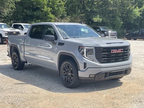 Used 2024 GMC Sierra 1500 Elevation AWD/4WD image 5