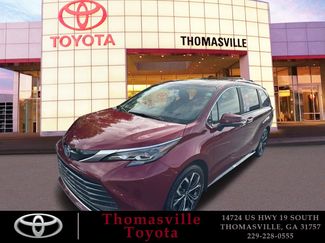New 2025 Toyota Sienna Platinum video 1
