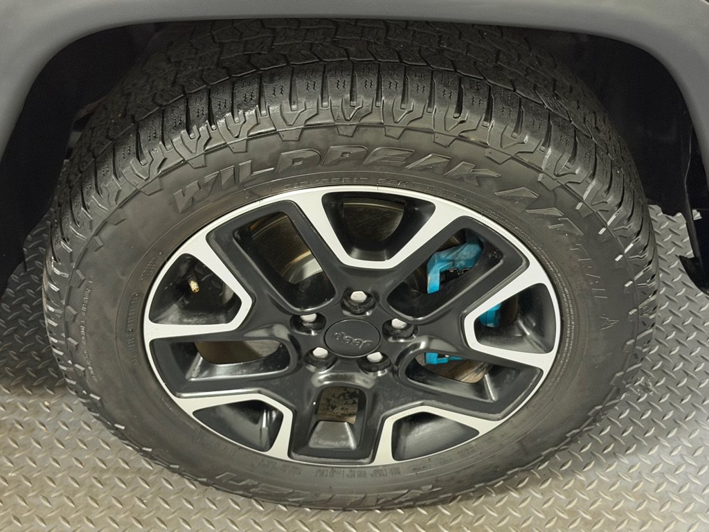 Used 2021 Jeep Compass Trailhawk AWD/4WD image 18