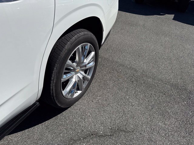 Used 2023 Chevrolet Tahoe High Country AWD/4WD image 12
