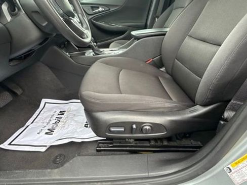 Used 2024 Chevrolet Malibu LT image 19