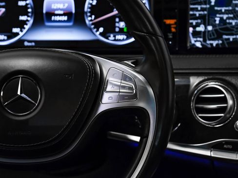 Used 2017 Mercedes-Benz S 550 Sedan image 12