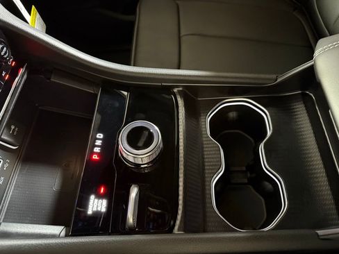 New 2025 Jeep Grand Cherokee Limited w/ Luxury Tech Group II image 22