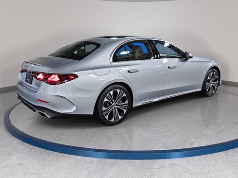 New 2026 Mercedes-Benz E 350 Sedan image 5