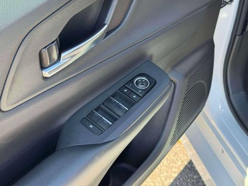 Used 2023 Toyota Prius Prime FWD image 19