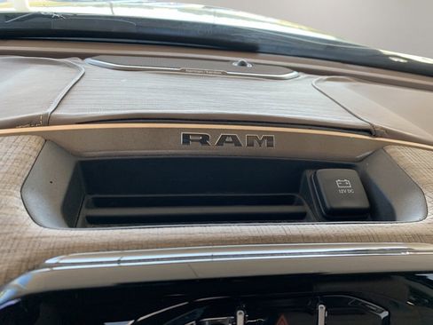 Used 2020 RAM 2500 Limited image 43