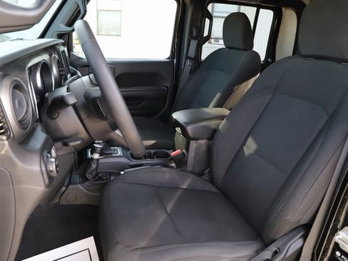 Used 2023 Jeep Gladiator Sport image 13