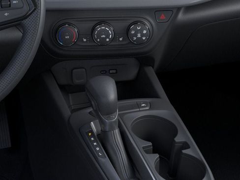 New 2025 Chevrolet Trax LS w/ LS Convenience Package FWD image 23