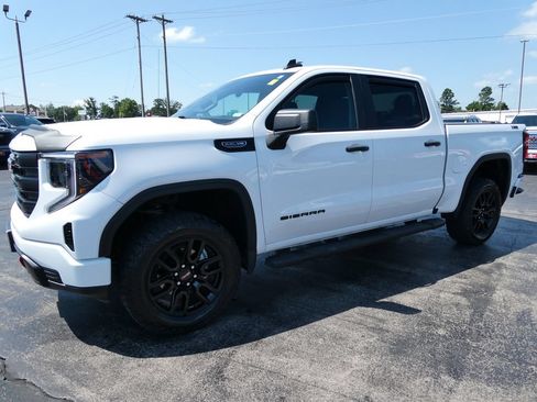 Certified 2024 GMC Sierra 1500 Pro w/ Graphite Edition AWD/4WD image 9
