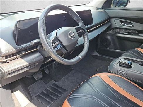 Used 2024 Nissan Ariya FWD image 10