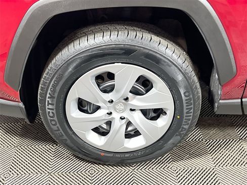 Certified 2024 Toyota RAV4 LE image 27