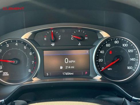 Used 2025 Chevrolet Blazer LT AWD/4WD image 26