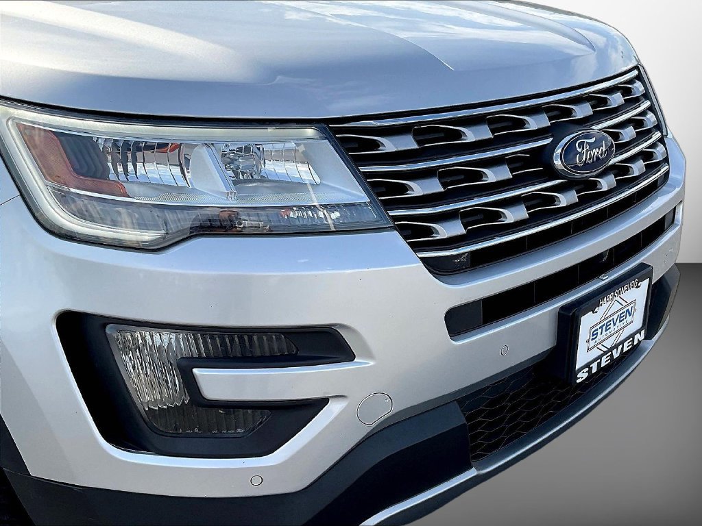 Used 2016 Ford Explorer Limited AWD/4WD image 34