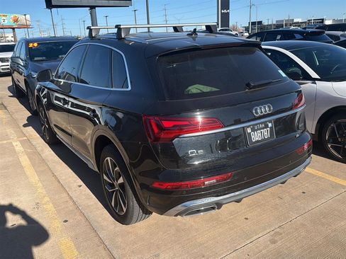 Used 2022 Audi Q5 2.0T Premium w/ Convenience Package image 11