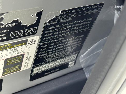 Used 2022 Land Rover Range Rover Sport SVR Carbon Edition image 52