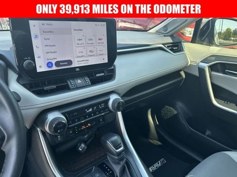 Used 2023 Toyota RAV4 Limited image 13