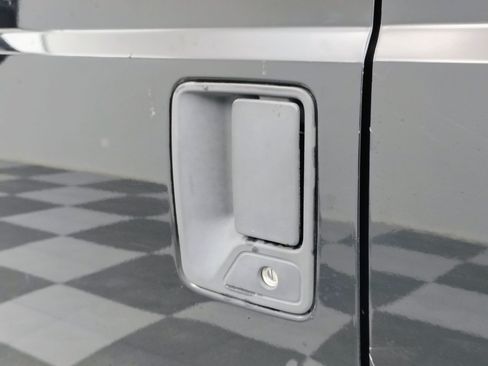 Used 2016 Ford F250 XL w/ Power Equipment Group image 18