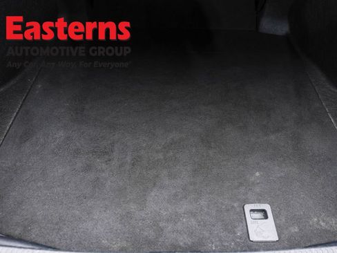Used 2023 Toyota Camry SE FWD image 9