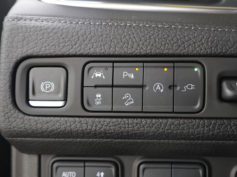 Used 2021 GMC Yukon Denali image 25