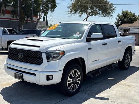 Used 2018 Toyota Tundra SR5 w/ TRD Sport Package AWD/4WD image 3