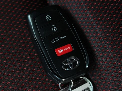 Used 2025 Toyota Corolla SE FWD image 43