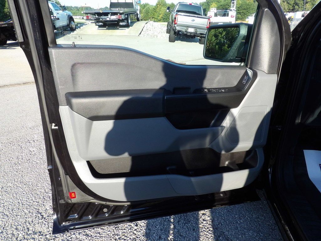 Used 2024 Ford F150 XL AWD/4WD image 14