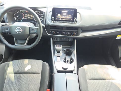 Certified 2026 Nissan Rogue SV w/ Cold Weather Package AWD/4WD image 23