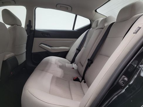 Used 2024 Nissan Altima 2.5 SV FWD image 18