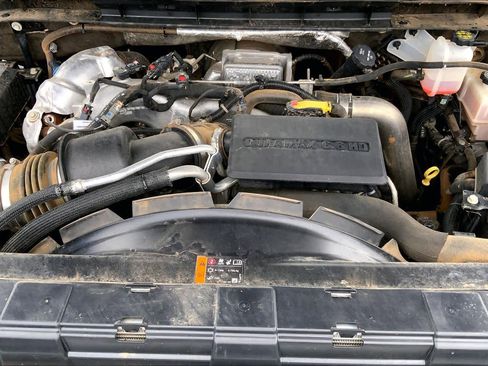 Used 2023 Chevrolet Silverado 2500 LT w/ Convenience Package image 32