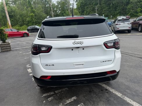 Used 2023 Jeep Compass Limited w/ Elite Group AWD/4WD image 7