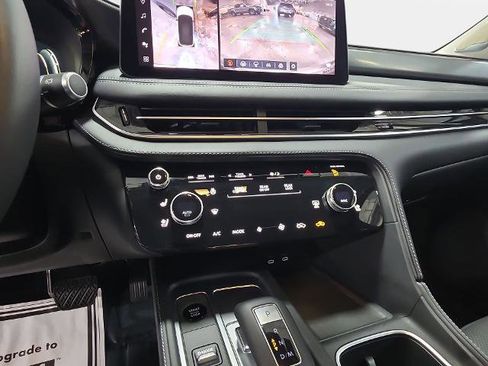 Certified 2026 INFINITI QX60 Luxe w/ Cargo Package AWD/4WD image 24