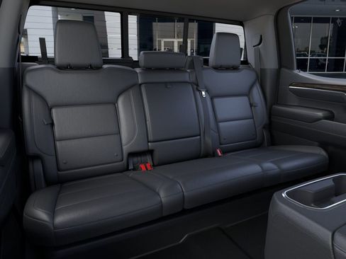 New 2026 GMC Sierra 1500 SLT image 17