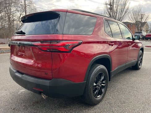 Used 2023 Chevrolet Traverse LT w/ Midnight/Sport Edition image 5